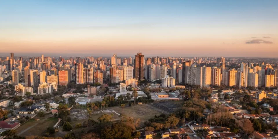 Imóveis à venda em Curitiba, em especial casas
